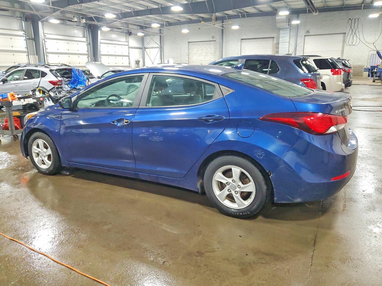 2015 HYUNDAI ELANTRA SE photo 2