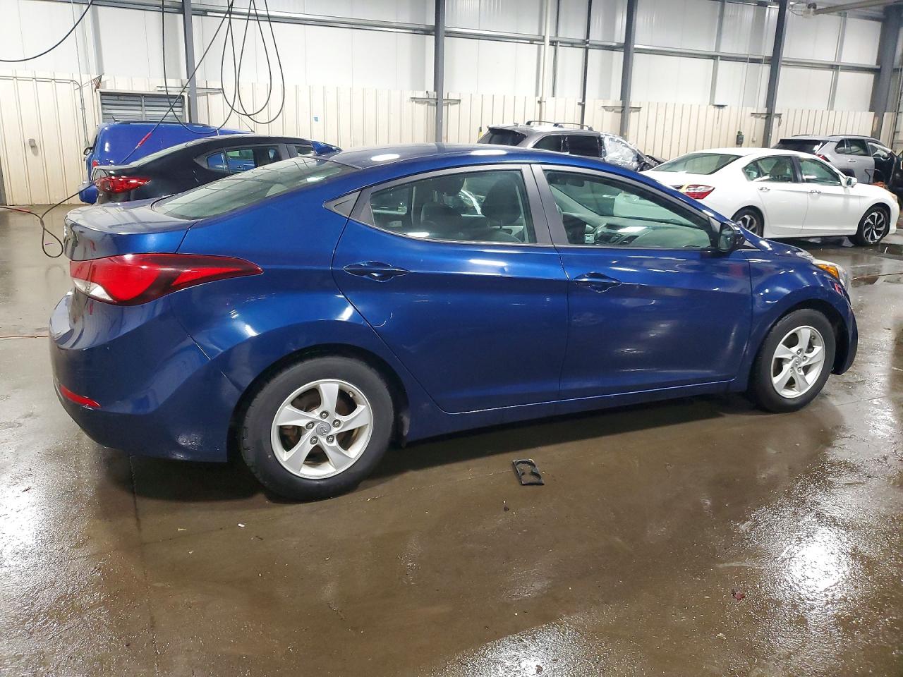 2015 HYUNDAI ELANTRA SE photo 3