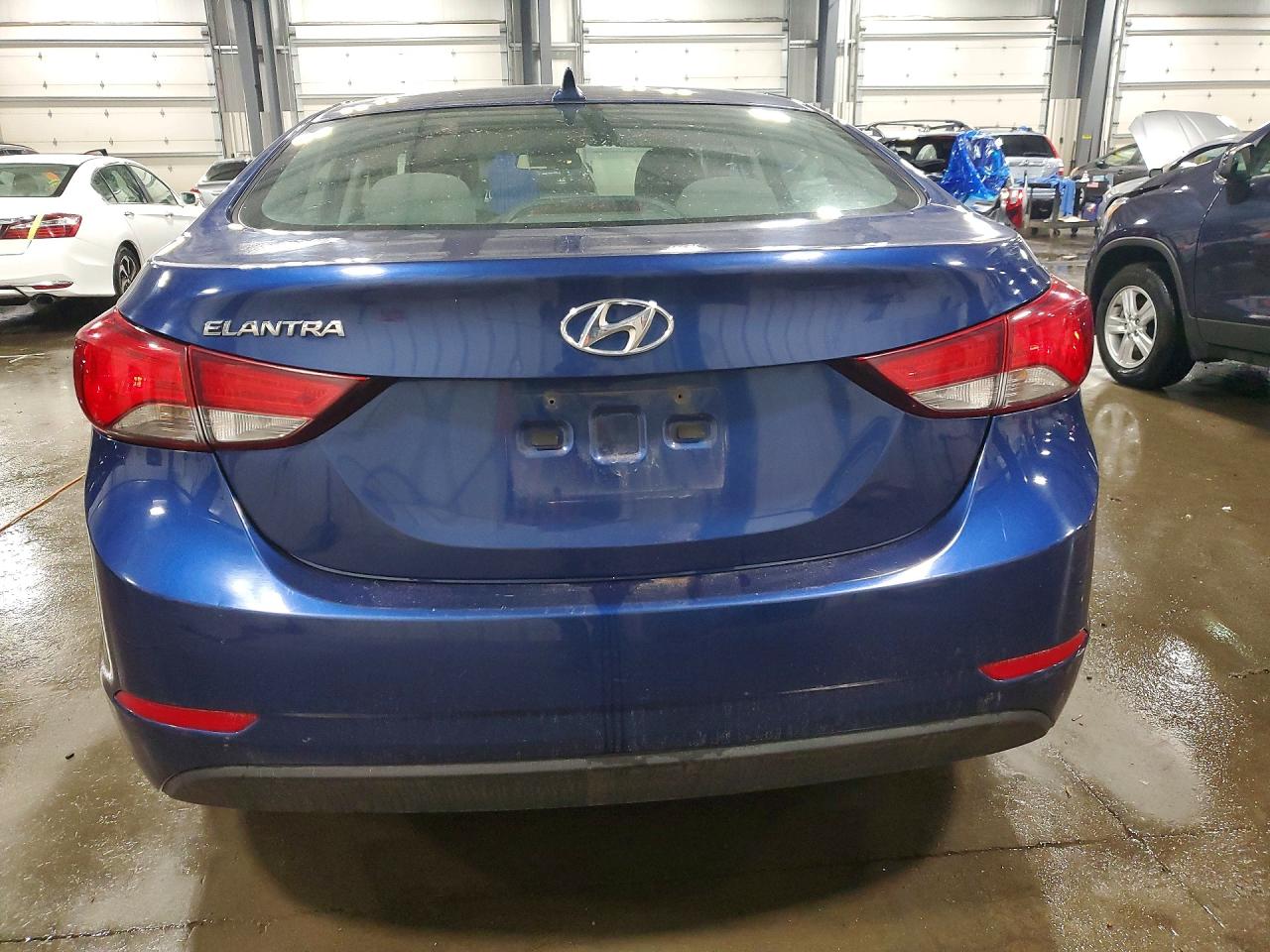 2015 HYUNDAI ELANTRA SE photo 6