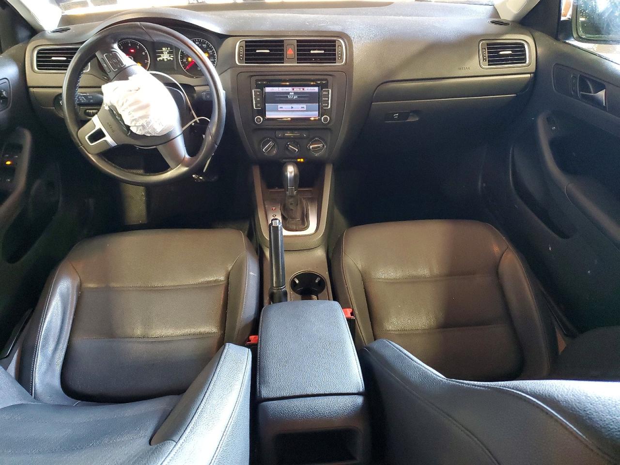 2012 VOLKSWAGEN JETTA SE photo 22