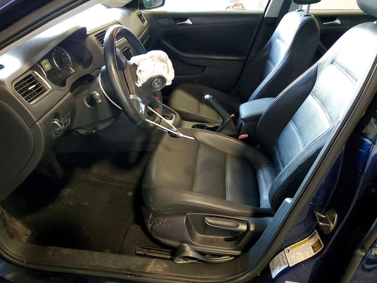 2012 VOLKSWAGEN JETTA SE photo 19