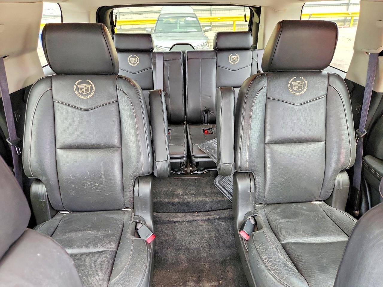 2012 CADILLAC ESCALADE PLATINUM photo 19