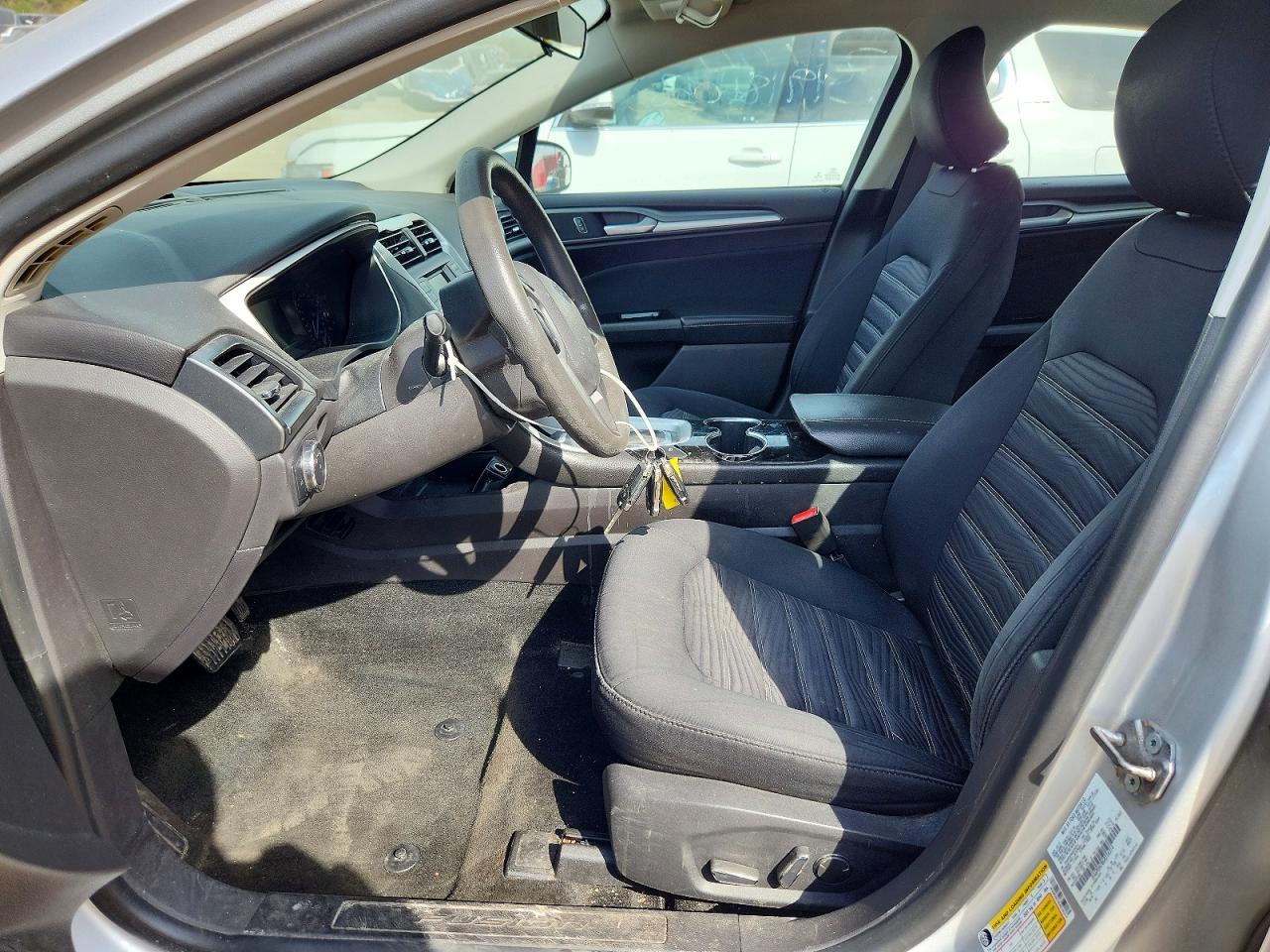 2016 FORD FUSION SE photo 13