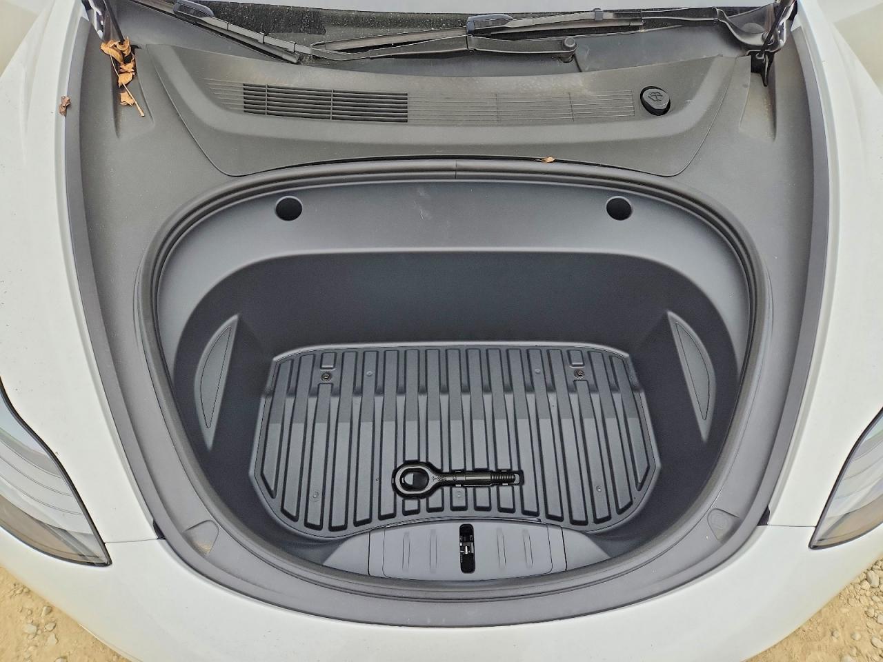 2023 TESLA MODEL 3 photo 11