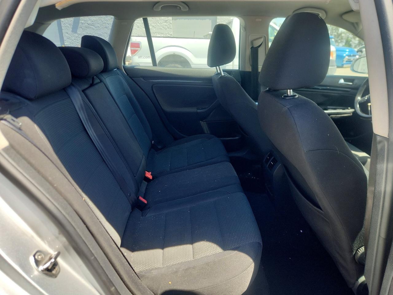 2014 VOLKSWAGEN JETTA S photo 19