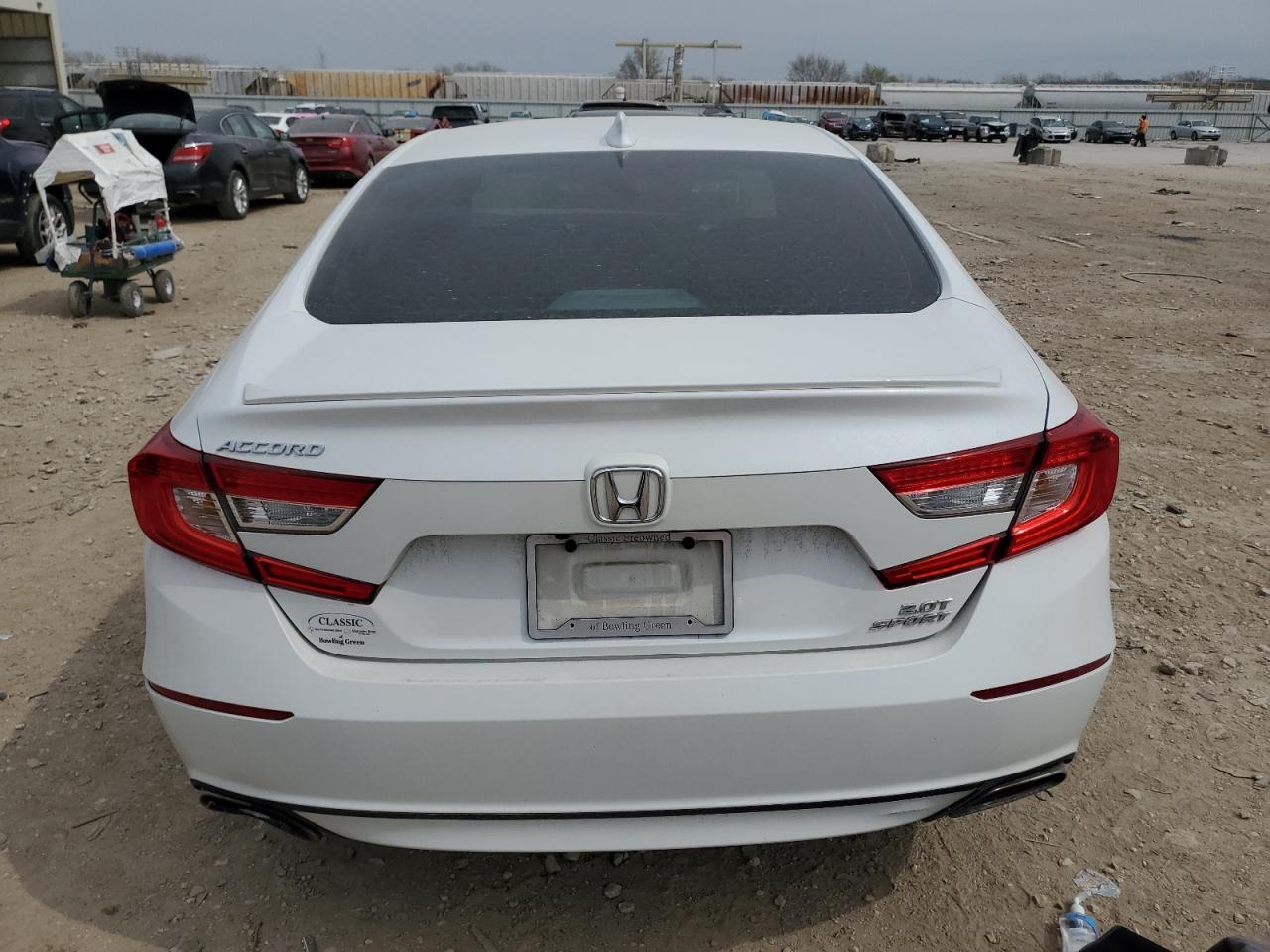 2020 HONDA ACCORD photo 11