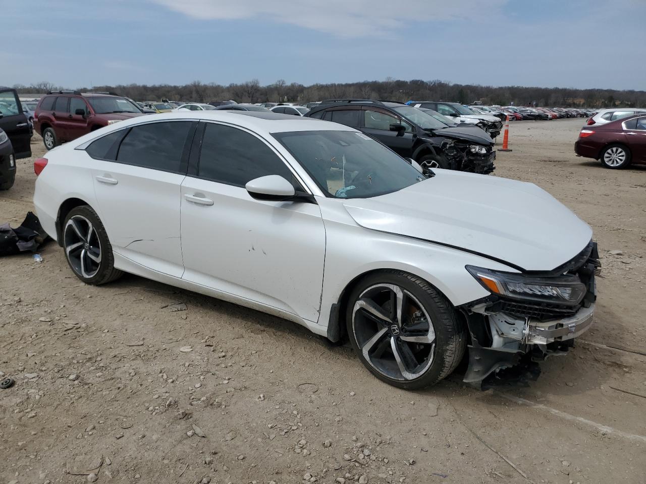 2020 HONDA ACCORD photo 7