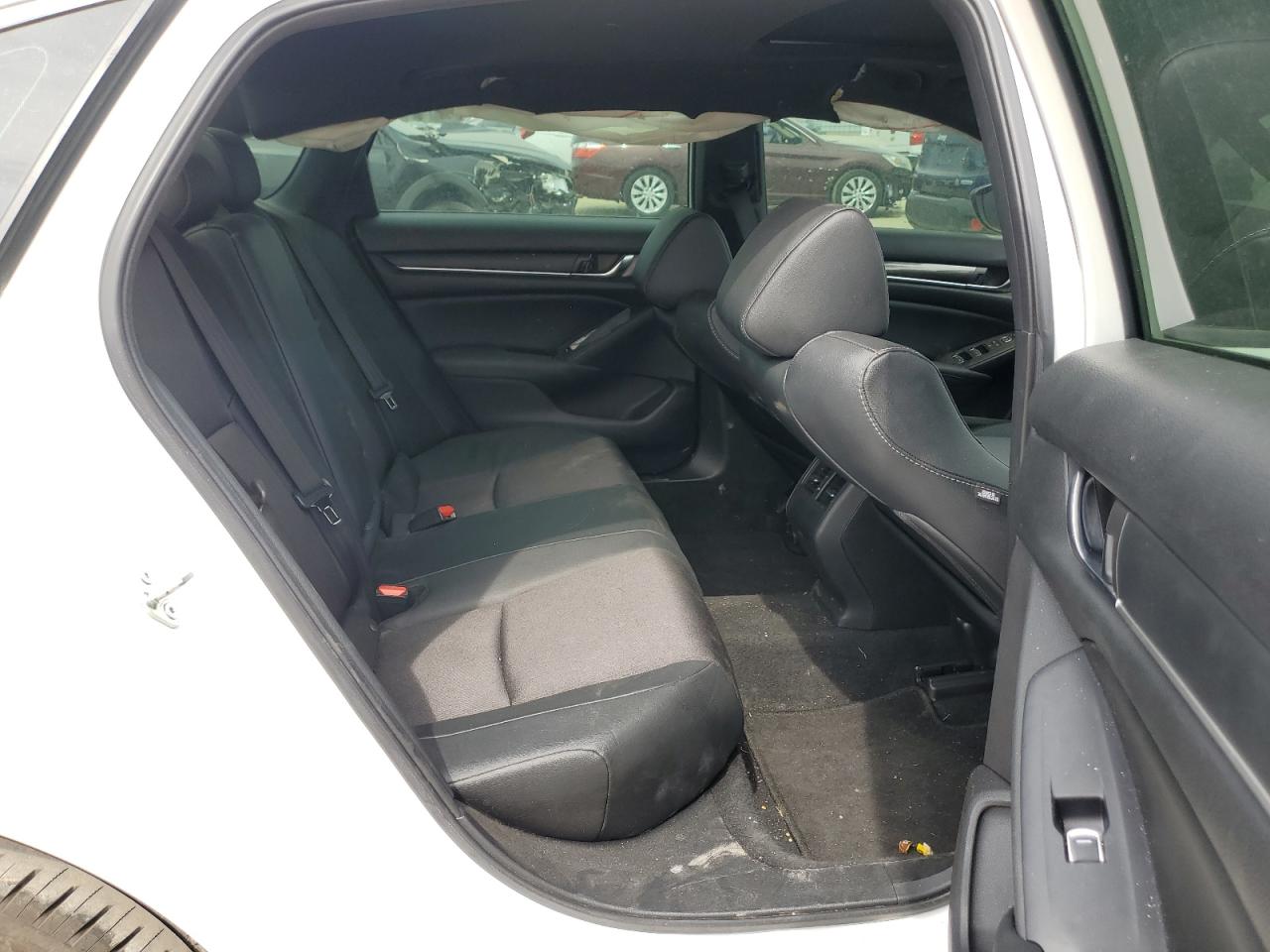 2020 HONDA ACCORD photo 19
