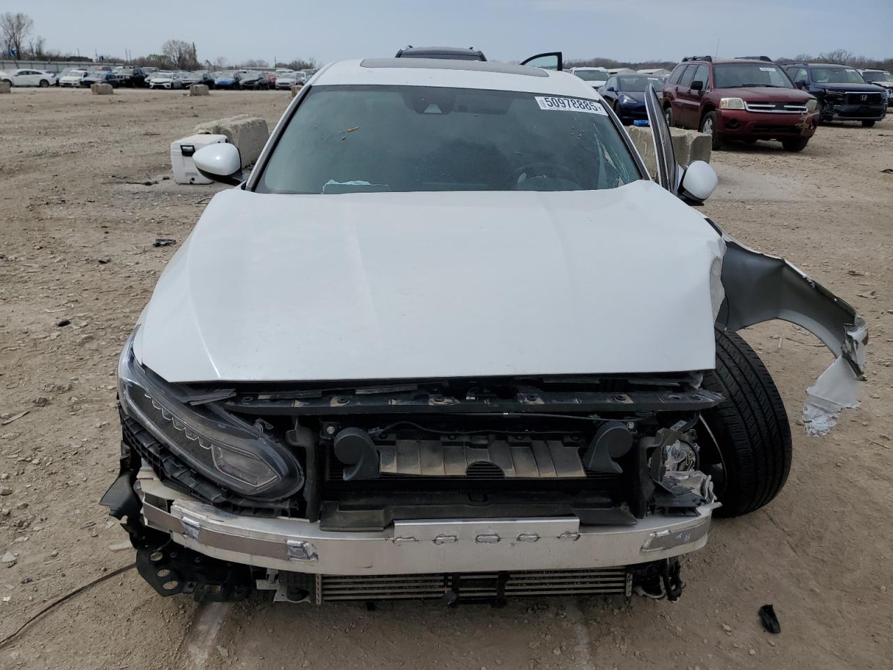 2020 HONDA ACCORD photo 9