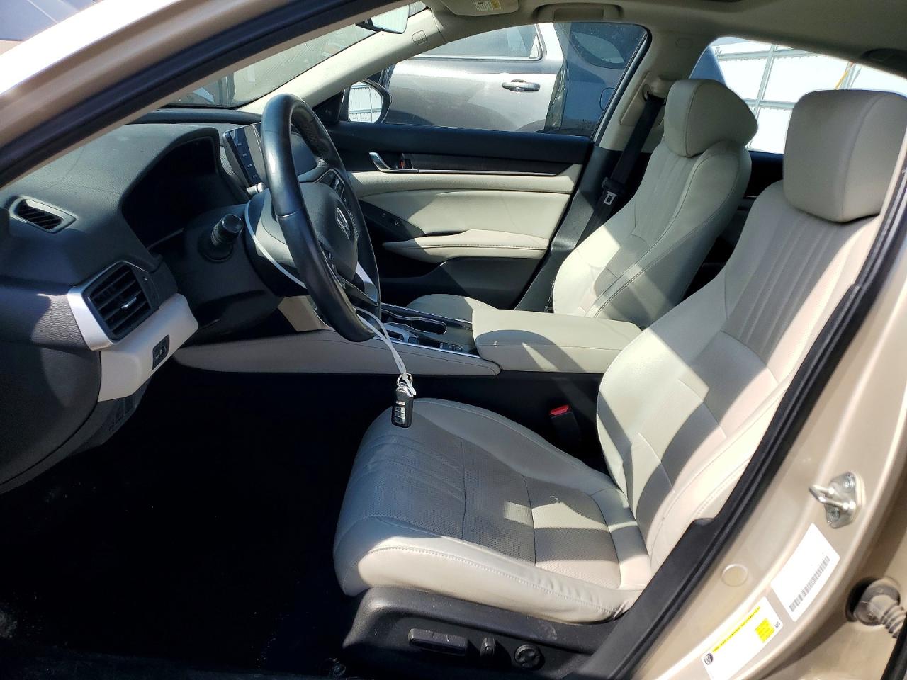 2018 HONDA ACCORD EXL photo 19