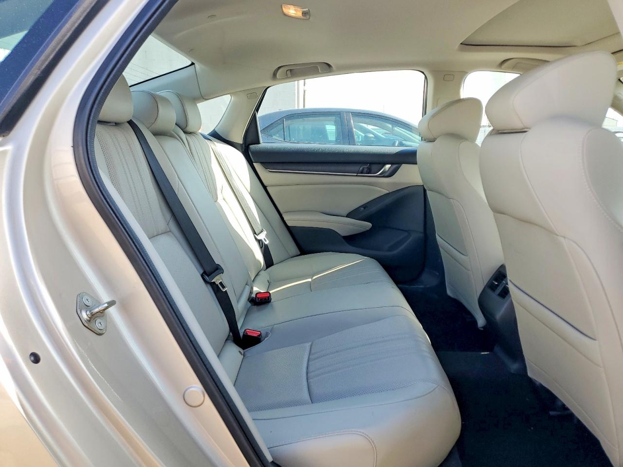 2018 HONDA ACCORD EXL photo 28