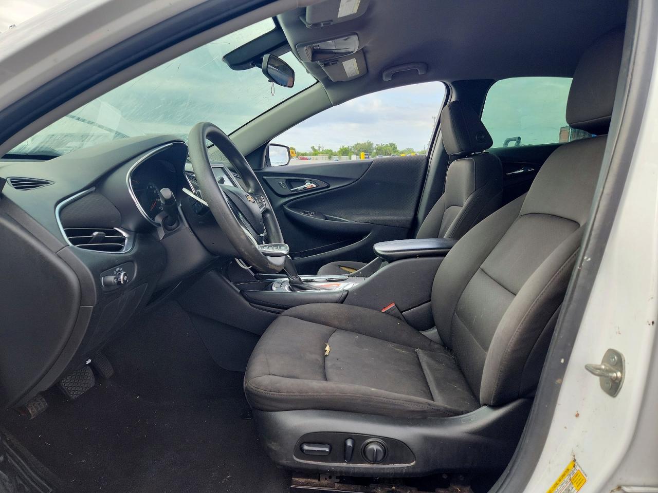 2018 CHEVROLET MALIBU LT photo 13