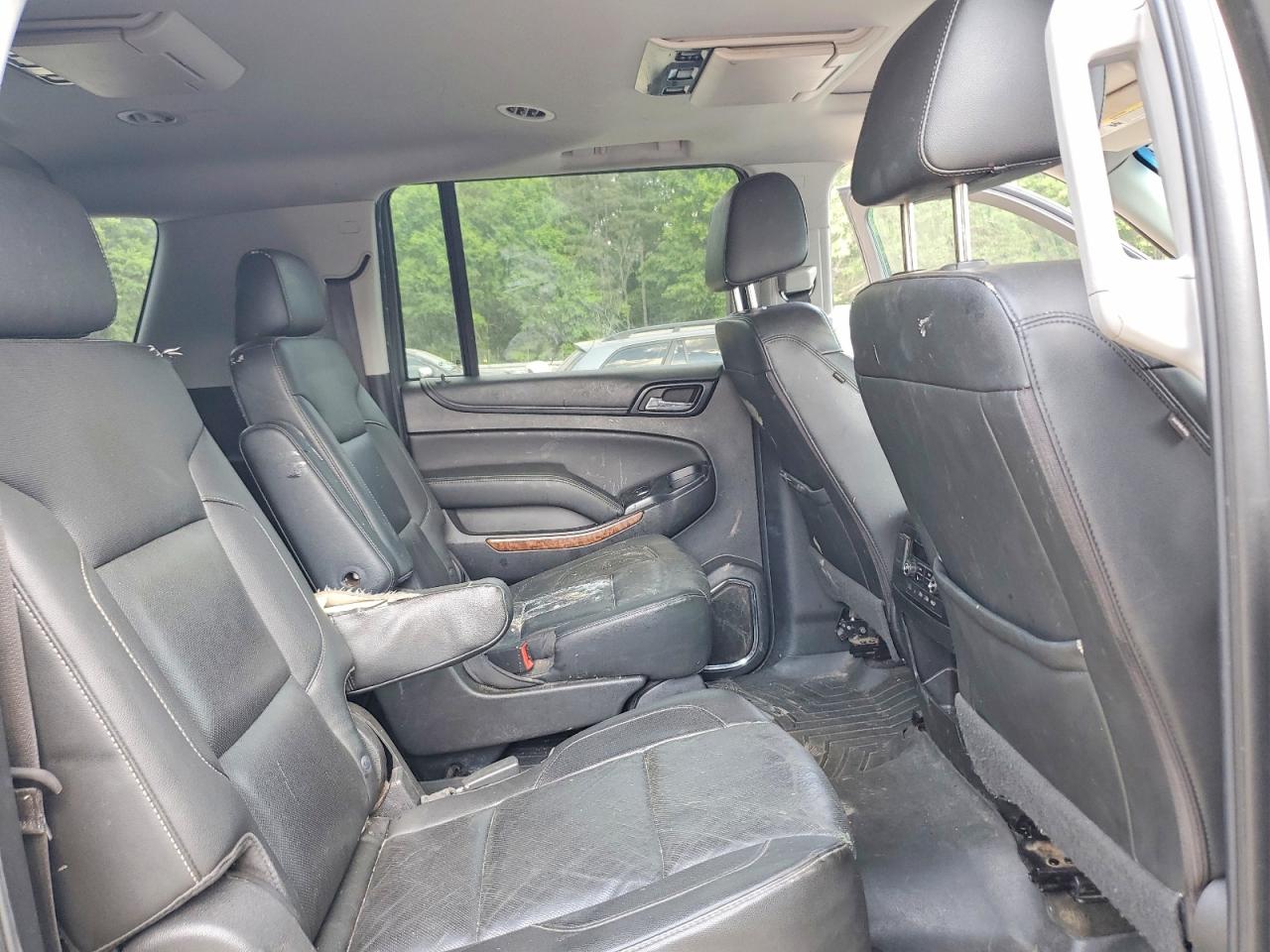 2018 CHEVROLET SUBURBAN C1500 PREMIER photo 11