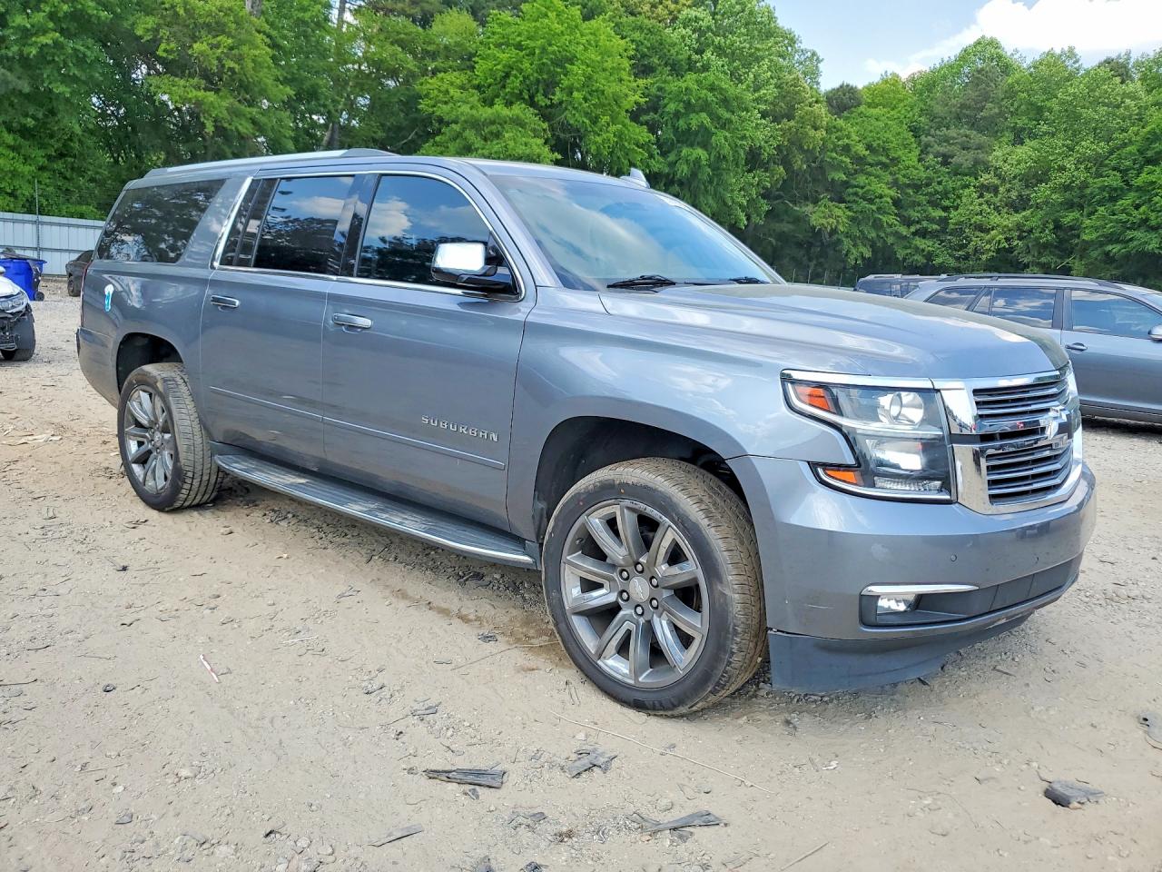 2018 CHEVROLET SUBURBAN C1500 PREMIER photo 4