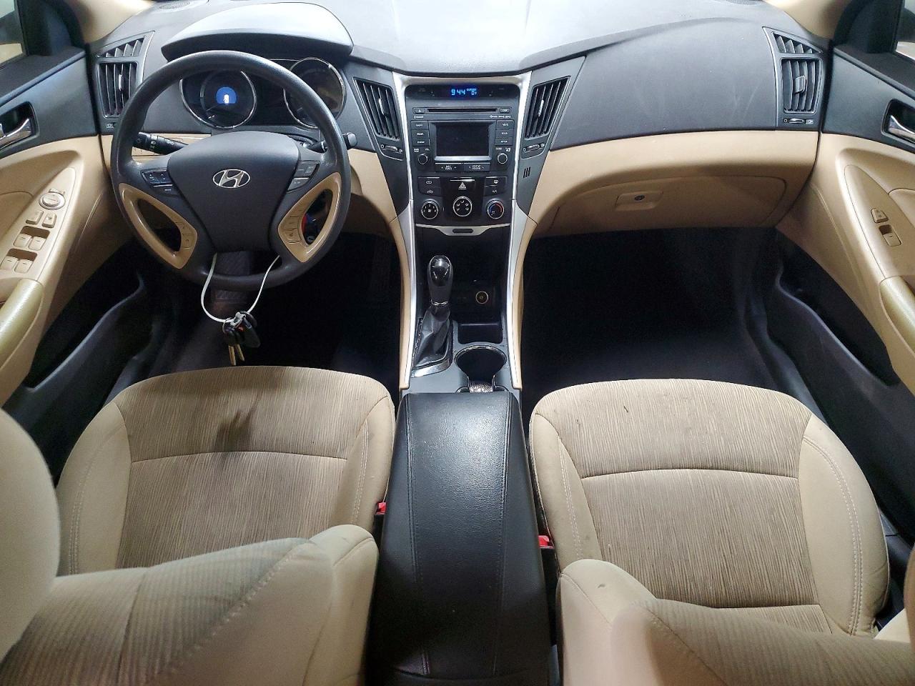 2014 HYUNDAI SONATA GLS photo 15
