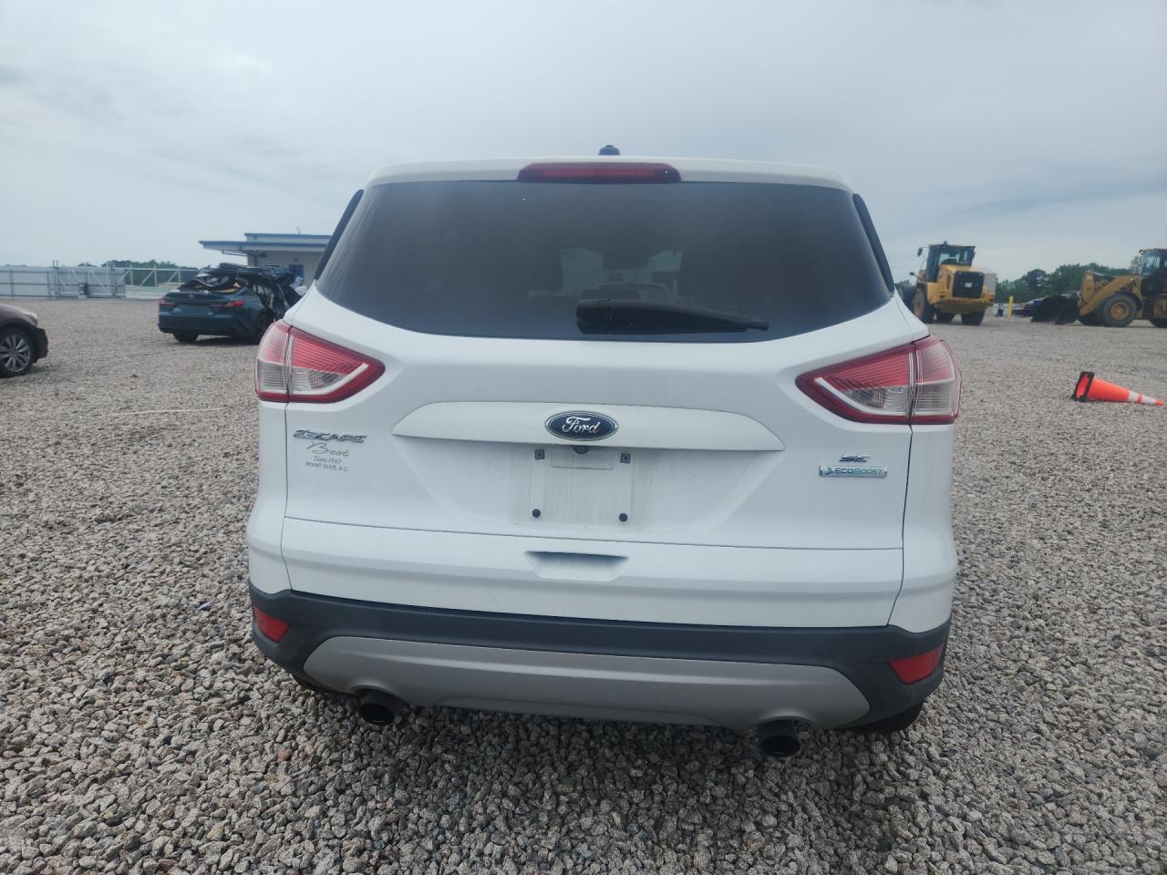2016 FORD ESCAPE SE photo 16