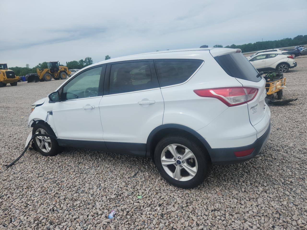 2016 FORD ESCAPE SE photo 4