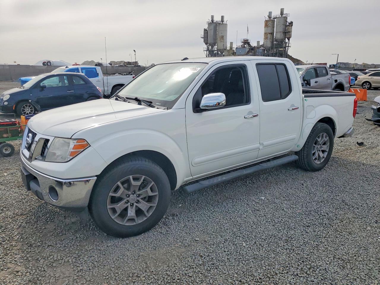 2019 NISSAN FRONTIER