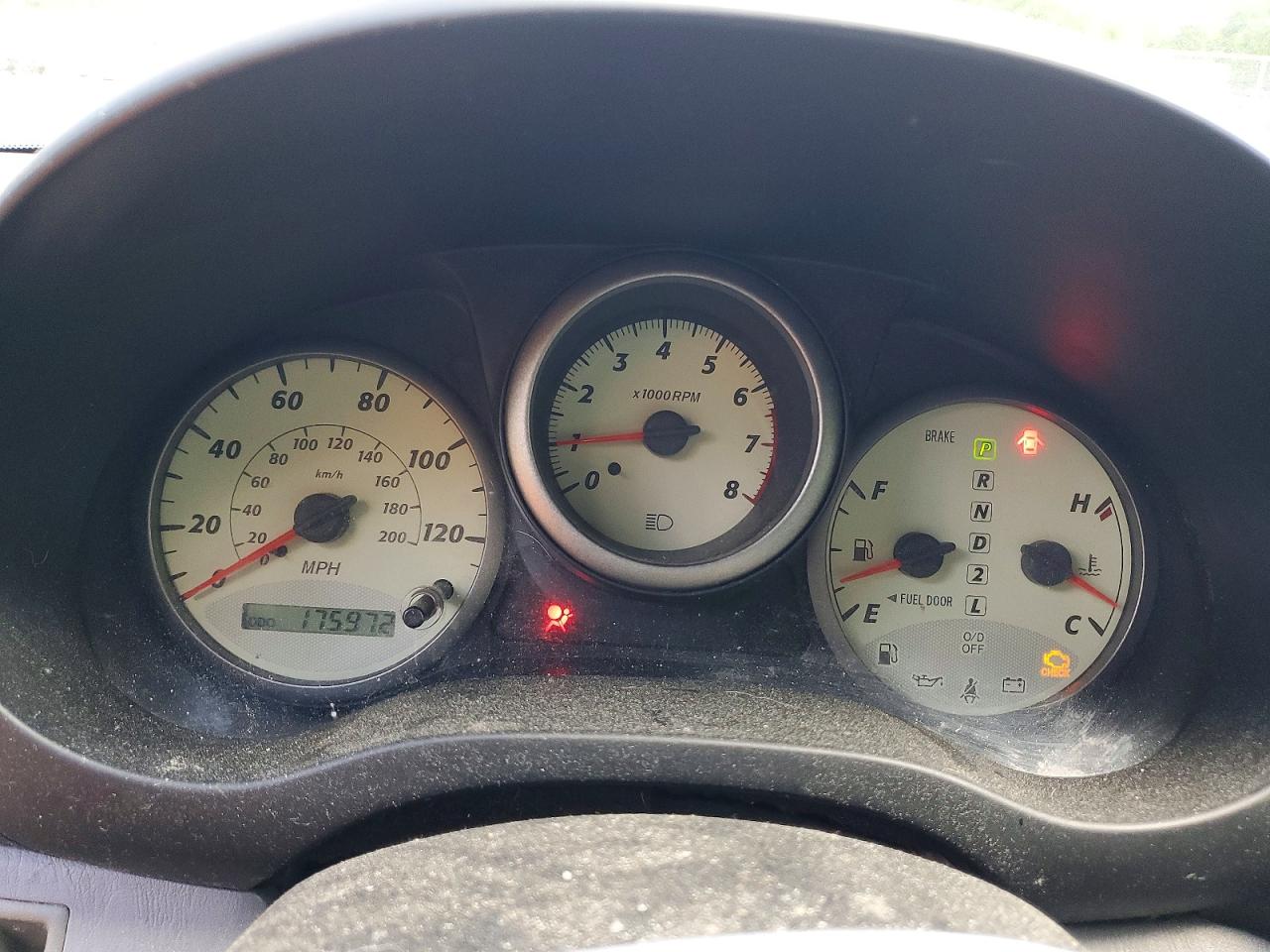 2002 TOYOTA RAV4 BASE photo 17