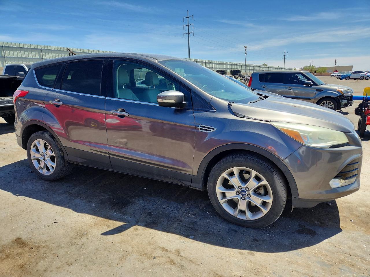 2013 FORD ESCAPE SEL photo 10