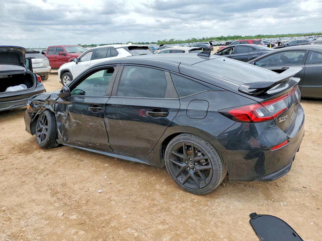 2024 HONDA CIVIC SPORT photo 2