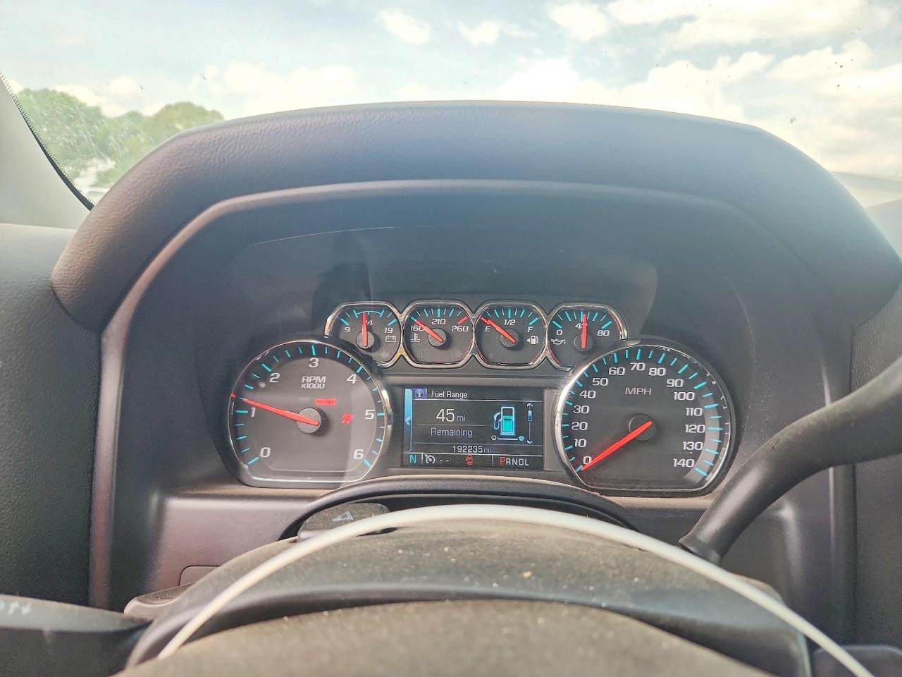 2017 CHEVROLET SILVERADO photo 17