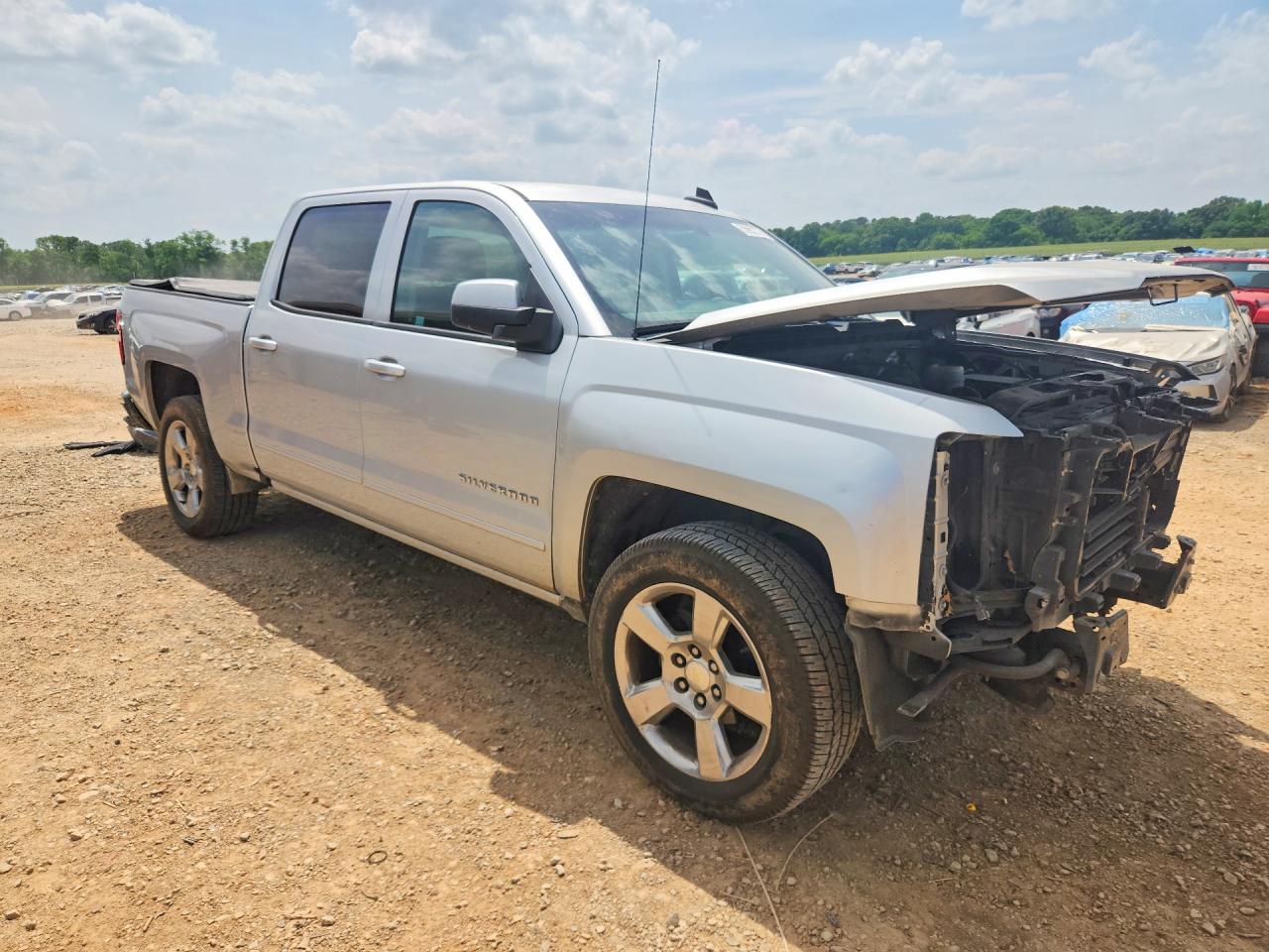 2017 CHEVROLET SILVERADO photo 7