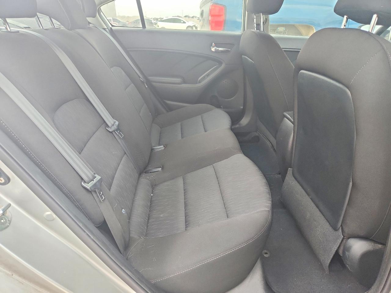 2014 KIA FORTE LX photo 19