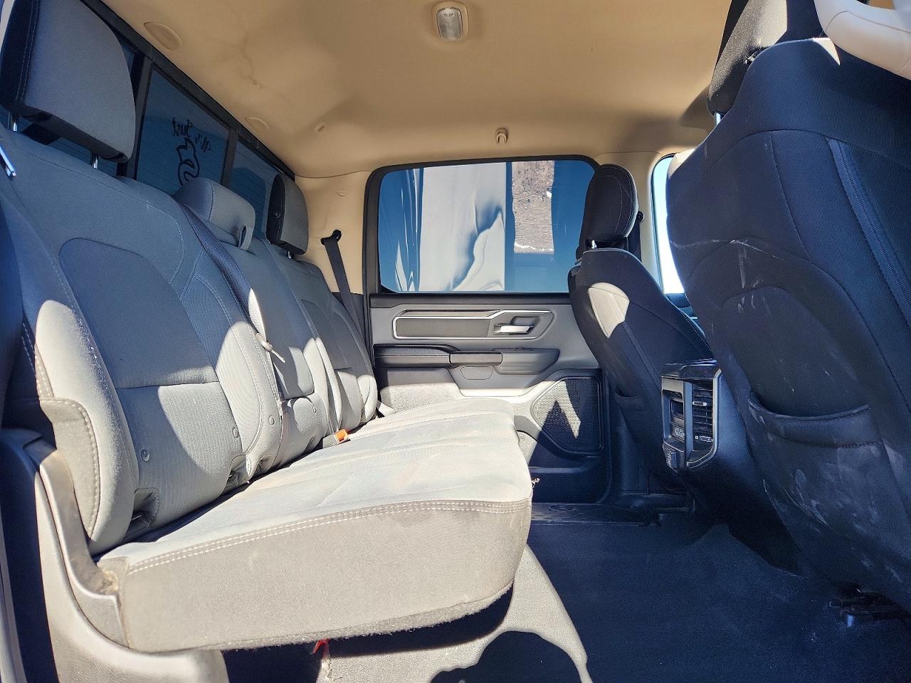 2019 RAM 1500 BIG HORN photo 19