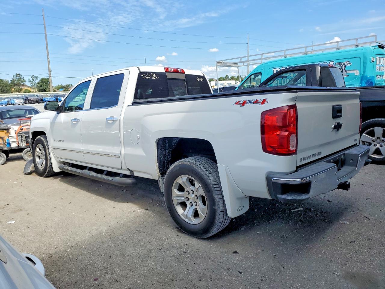2016 CHEVROLET SILVERADO K1500 LTZ photo 2