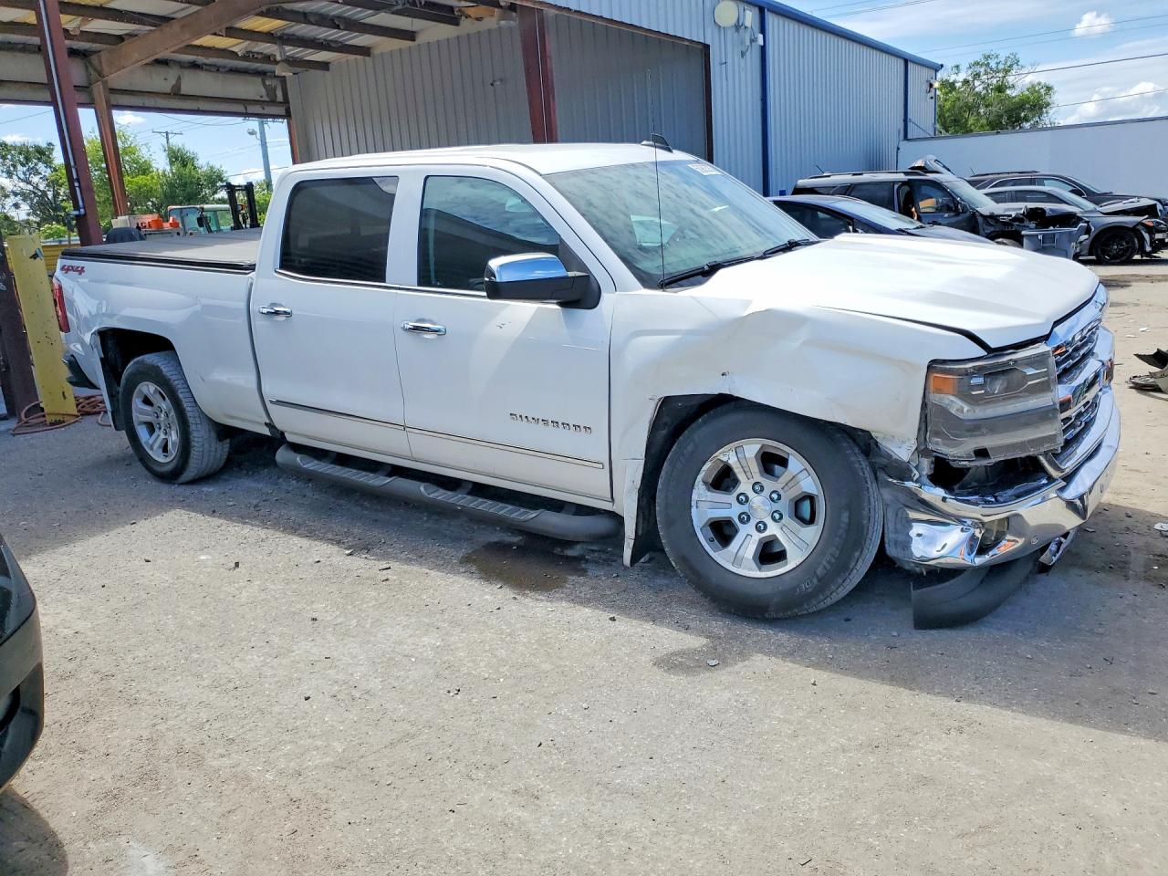 2016 CHEVROLET SILVERADO K1500 LTZ photo 4