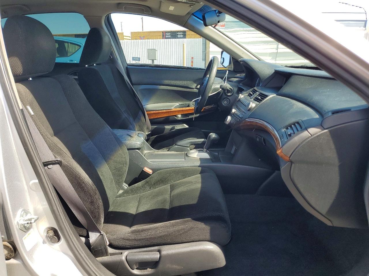 2011 HONDA ACCORD EX photo 19