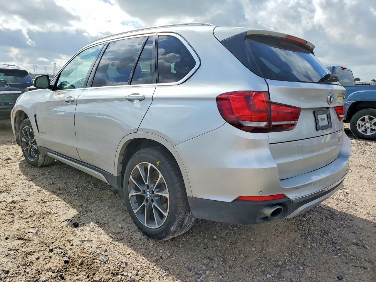 2017 BMW X5 SDRIVE35I photo 4