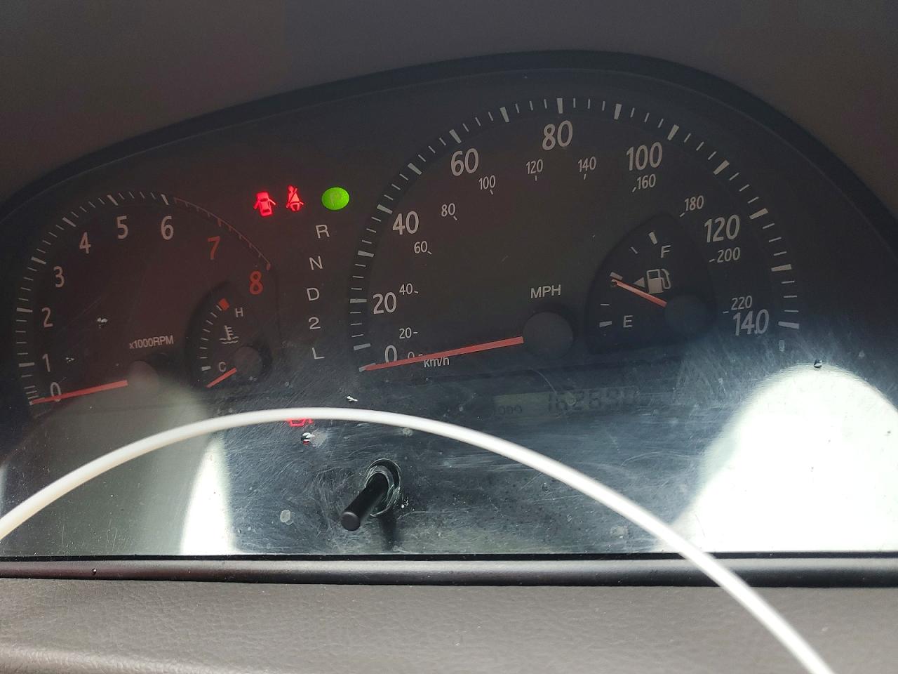 2004 TOYOTA CAMRY LE photo 25