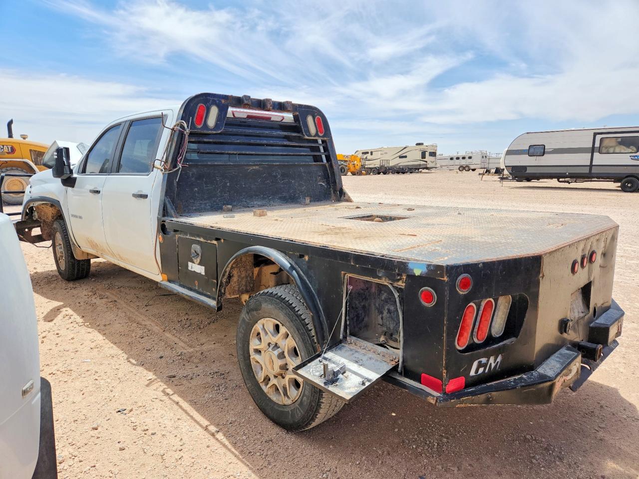 2021 CHEVROLET SILVERADO K3500 photo 3