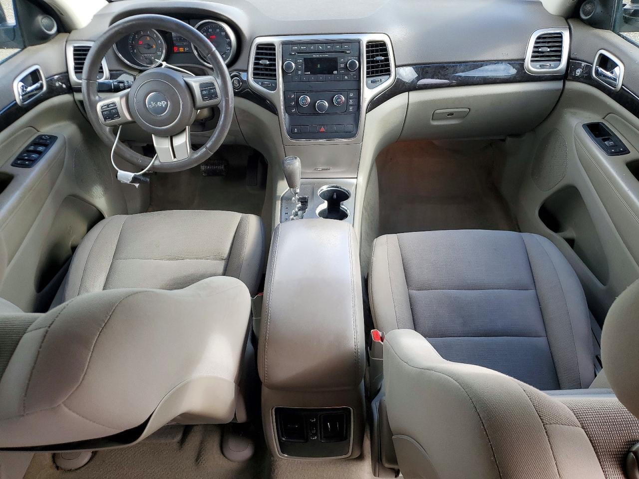 2012 JEEP GRAND CHEROKEE LAREDO photo 15