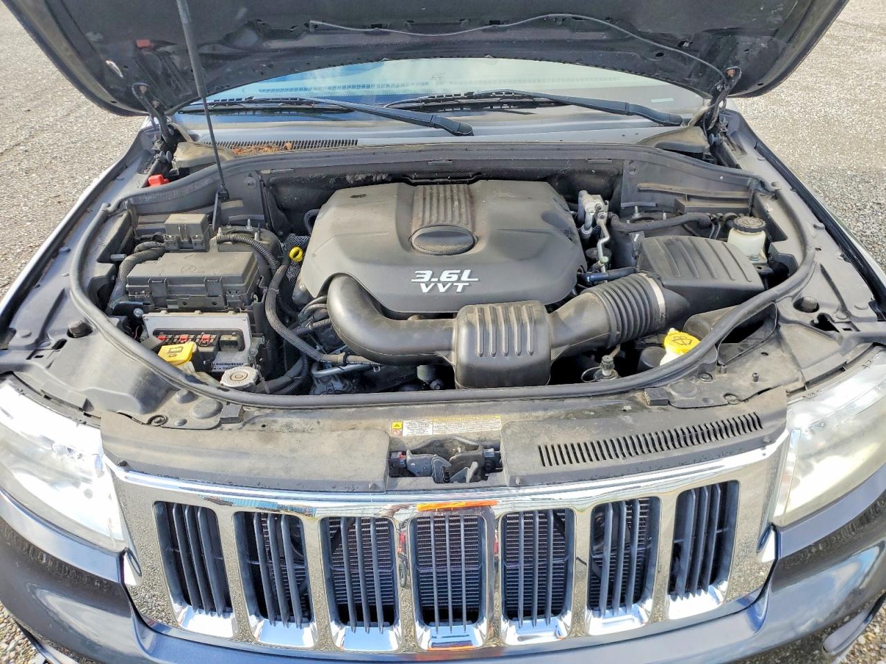 2012 JEEP GRAND CHEROKEE LAREDO photo 21