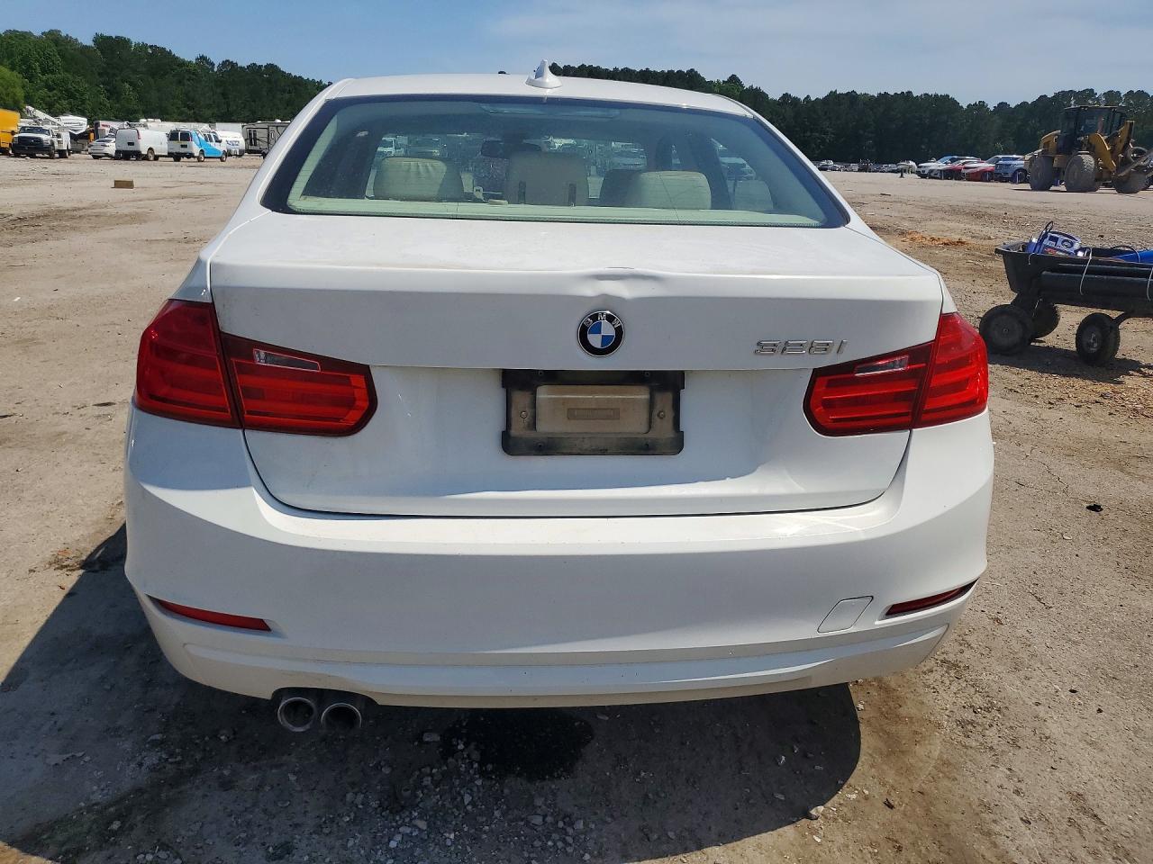 2013 BMW 328 I photo 16