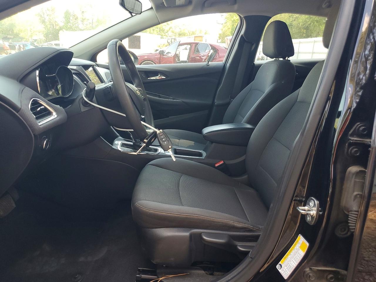 2019 CHEVROLET CRUZE LS photo 13