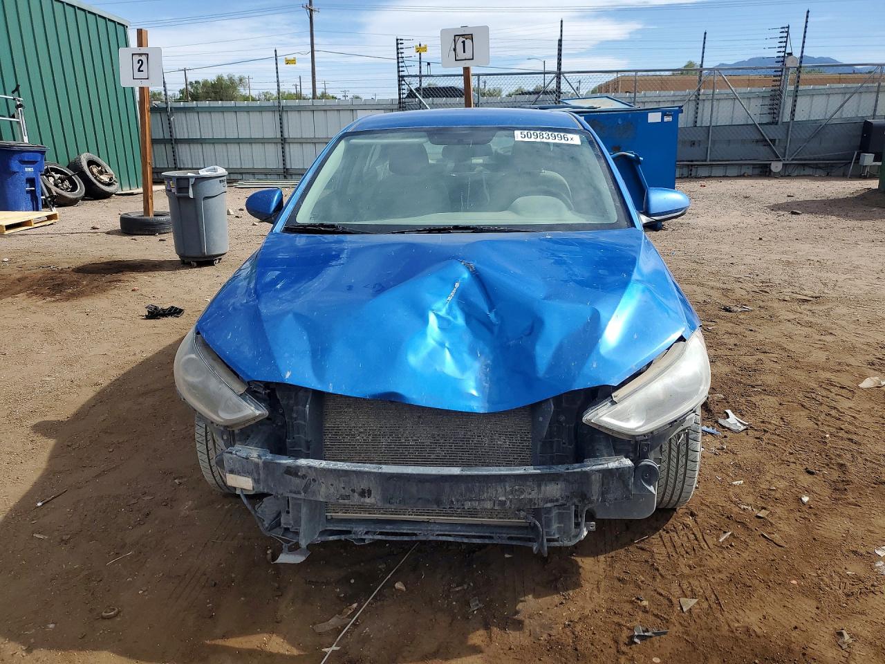 2017 HYUNDAI ELANTRA SE photo 13