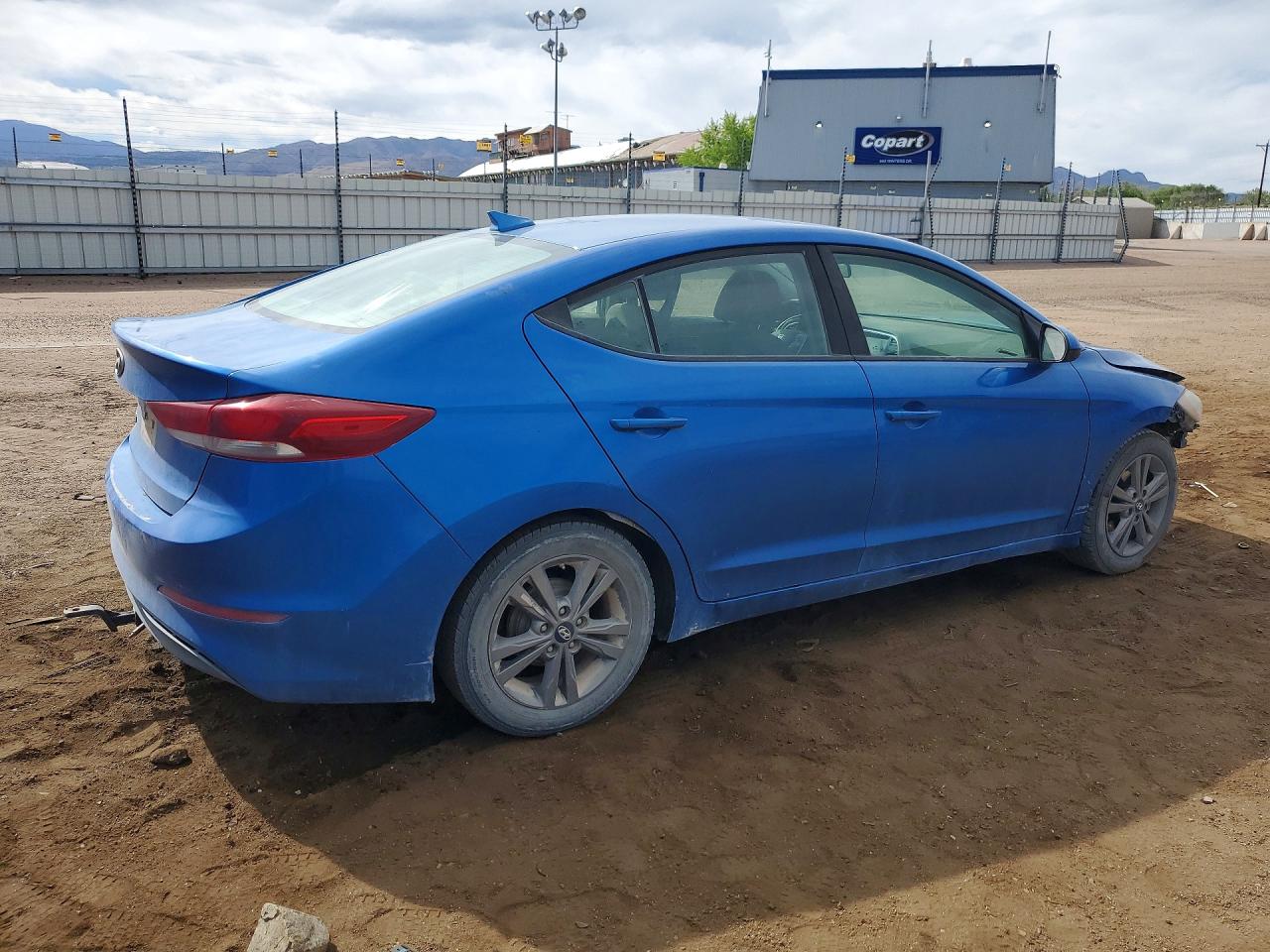2017 HYUNDAI ELANTRA SE photo 7