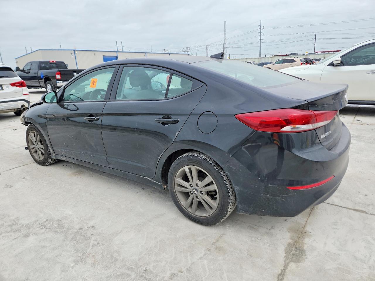 2018 HYUNDAI ELANTRA SEL photo 4