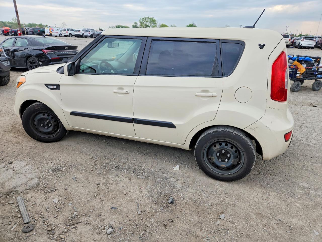 2012 KIA SOUL BASE photo 3