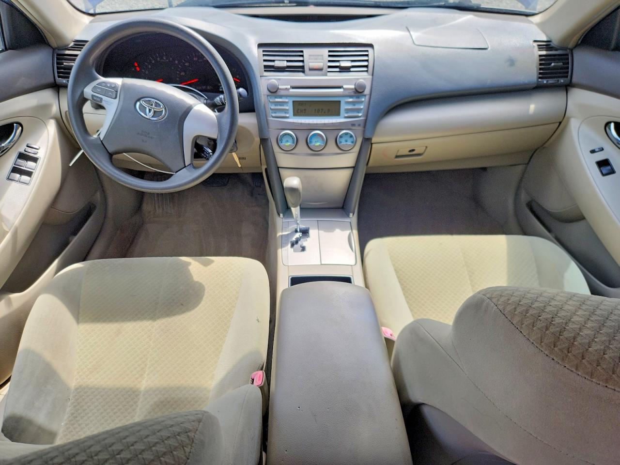 2007 TOYOTA CAMRY LE photo 8