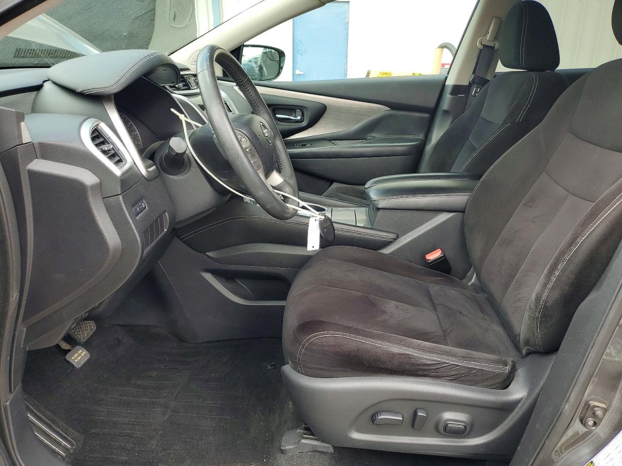 2015 NISSAN MURANO SV photo 19
