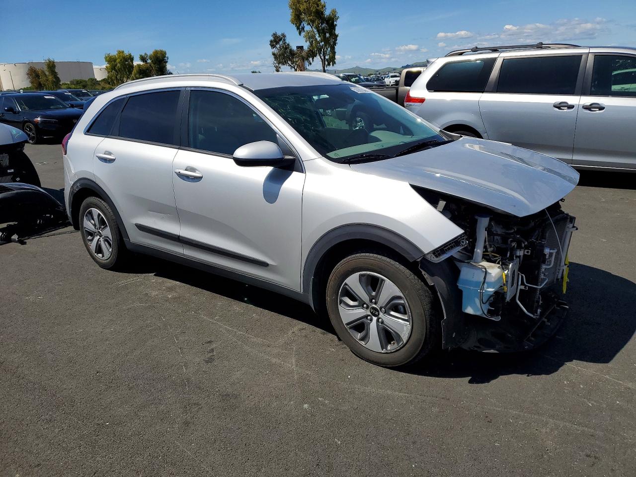 2019 KIA NIRO LX photo 7