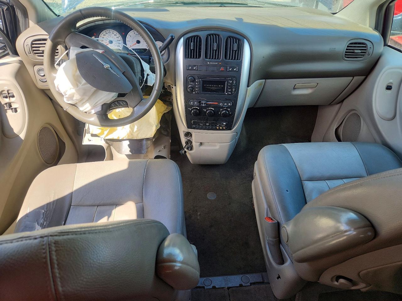2005 CHRYSLER TOWN & COUNTRY TOURING photo 22