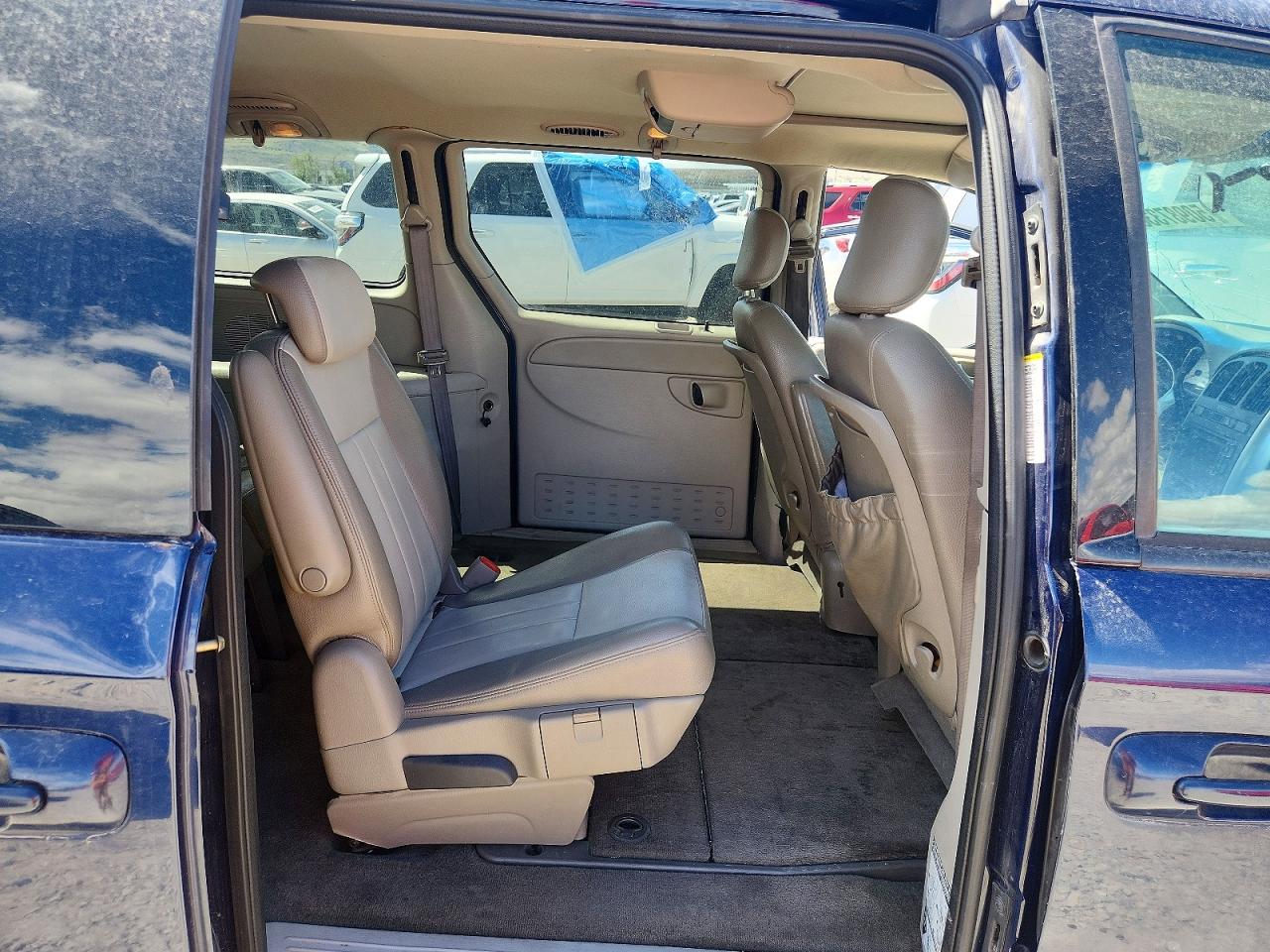 2005 CHRYSLER TOWN & COUNTRY TOURING photo 31