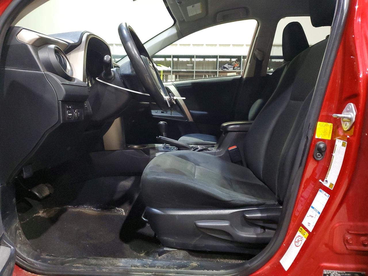2015 TOYOTA RAV4 LE photo 19