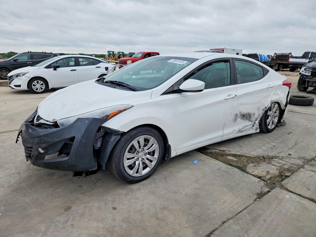 2014 HYUNDAI ELANTRA